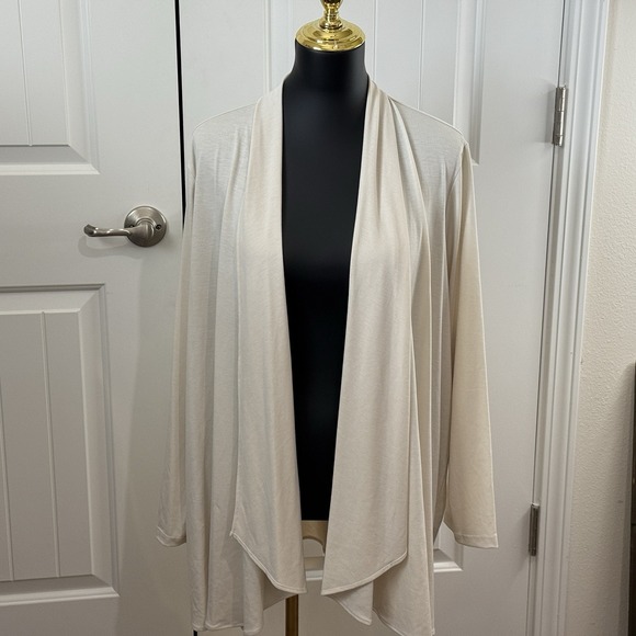 Blue & Cream Sweaters - Of / Mercer Cream Cardigan Womens 2X‎